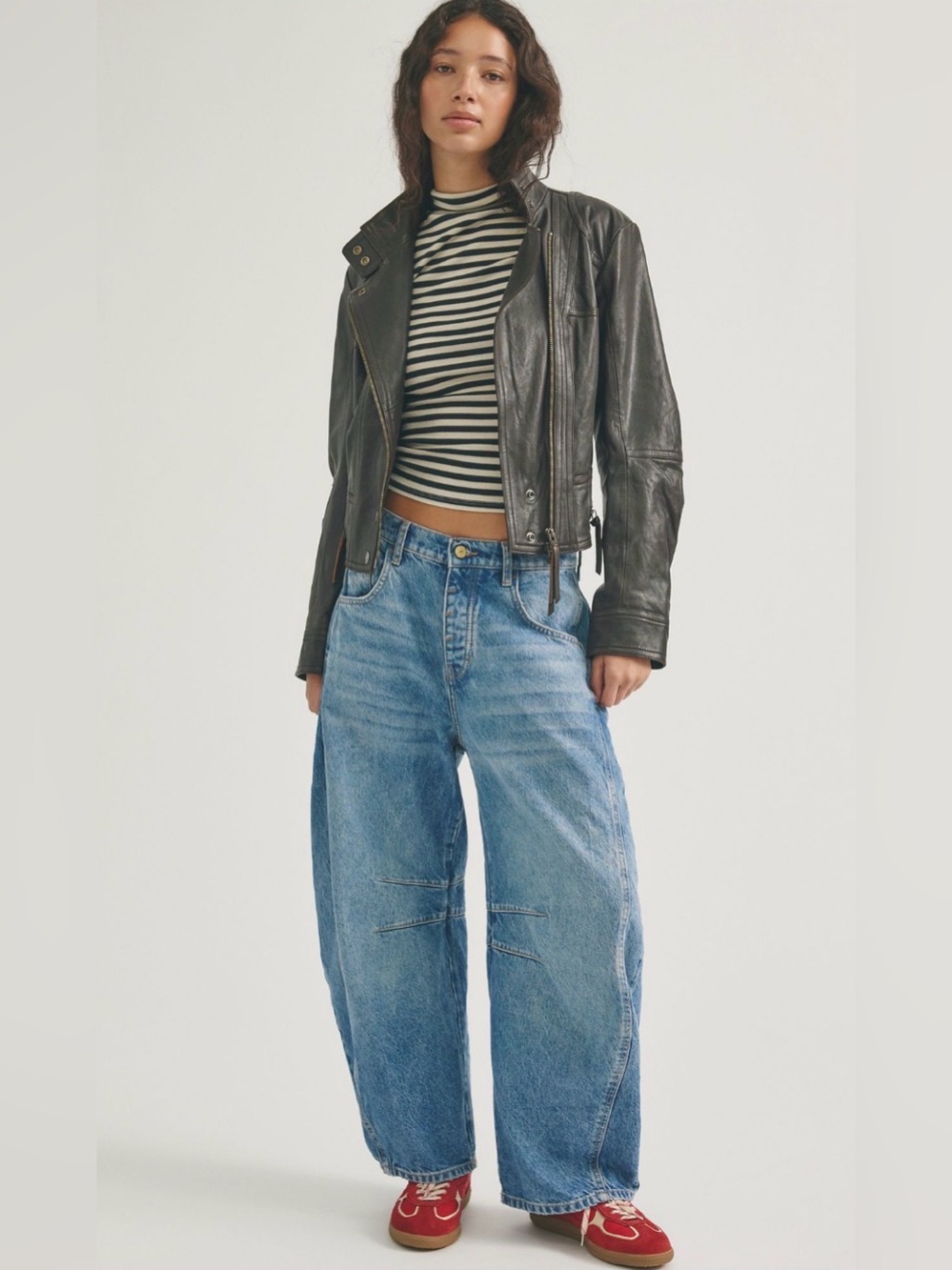 Free People We the Free Good Luck Mid Rise Barrel Jeans Size 31